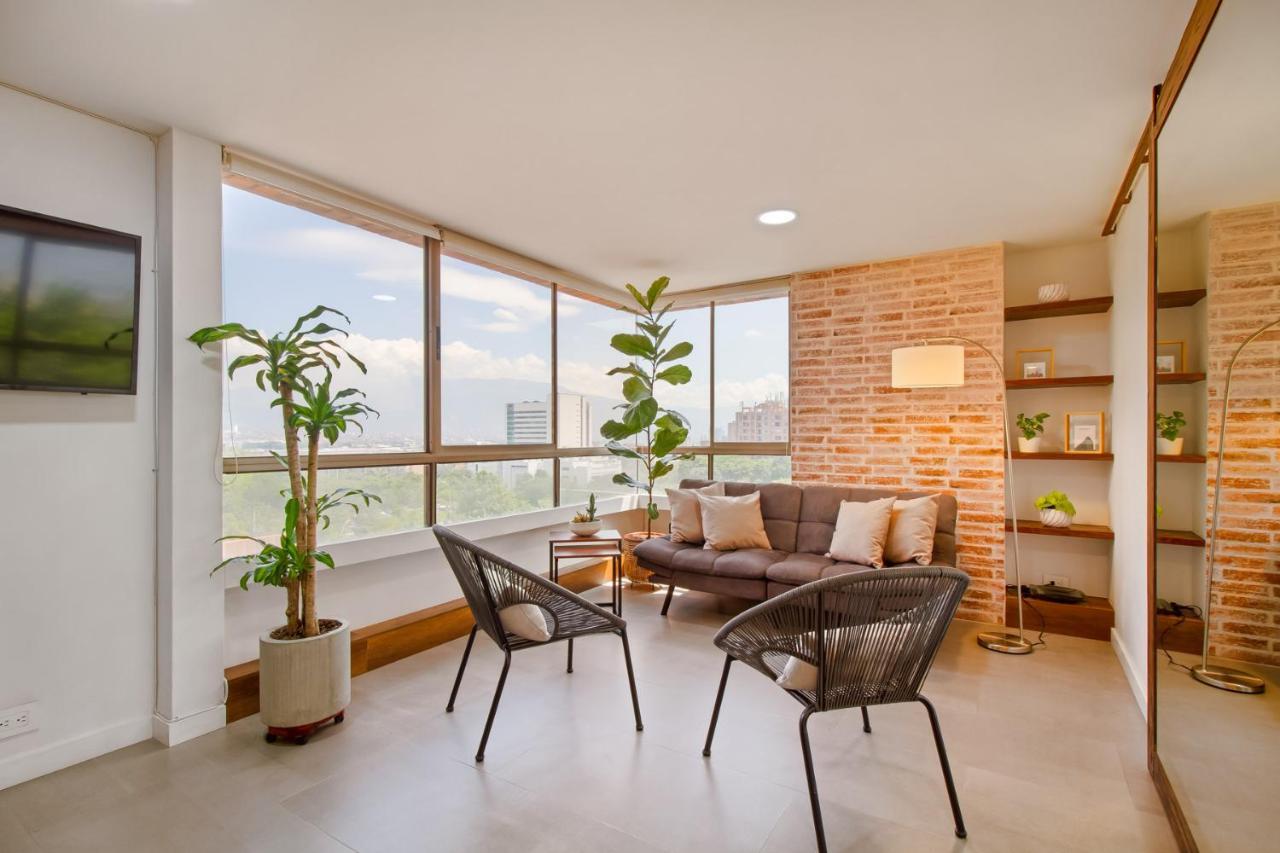 Aptos Alcazar Oviedo By Housy Host Medellín Exteriér fotografie